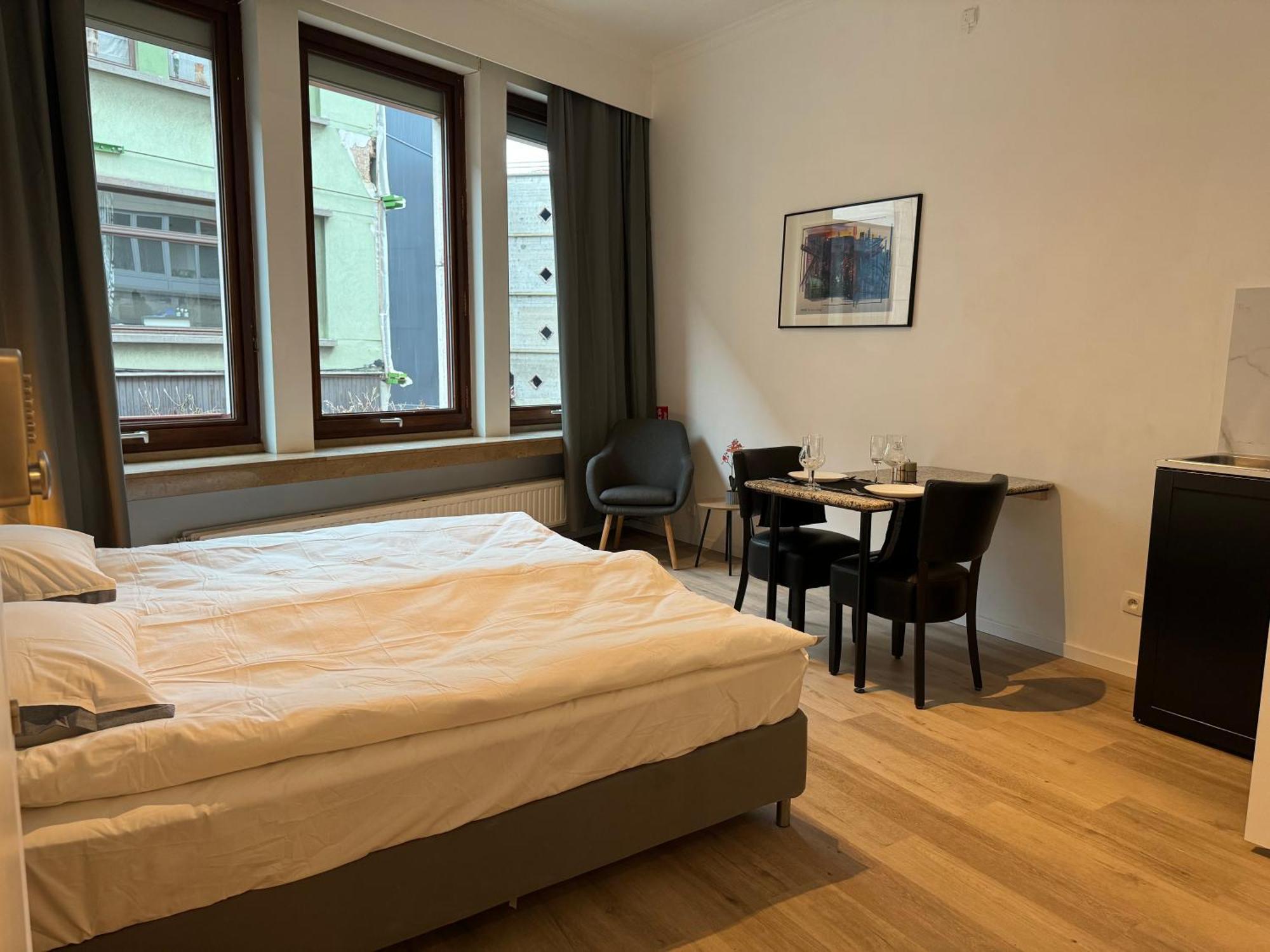Two Bedroom Loft In The City Center By The Meir Antwerpen Exterior foto